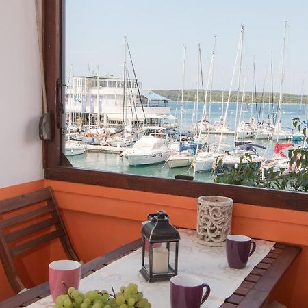 Harbour-Apartment With Sea View And Parking Spot PUY 외부 사진