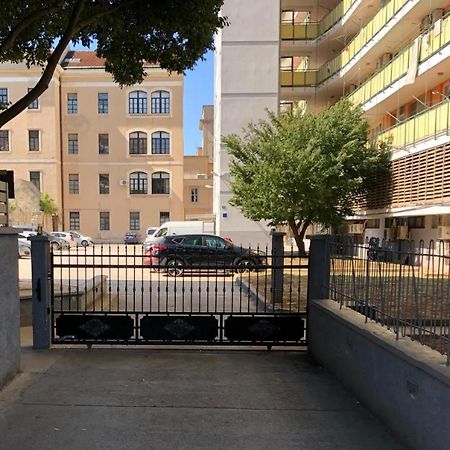 Harbour-Apartment With Sea View And Parking Spot PUY 외부 사진