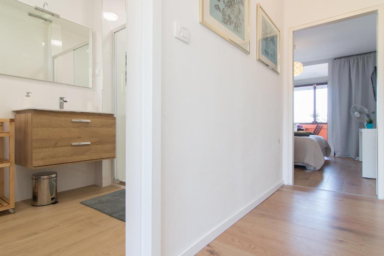 Harbour-Apartment With Sea View And Parking Spot PUY 외부 사진