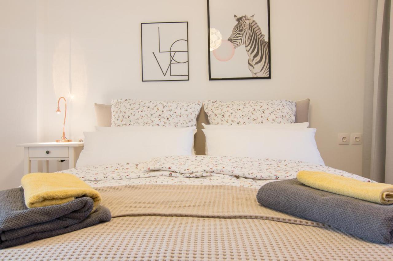 Harbour-Apartment With Sea View And Parking Spot PUY 외부 사진