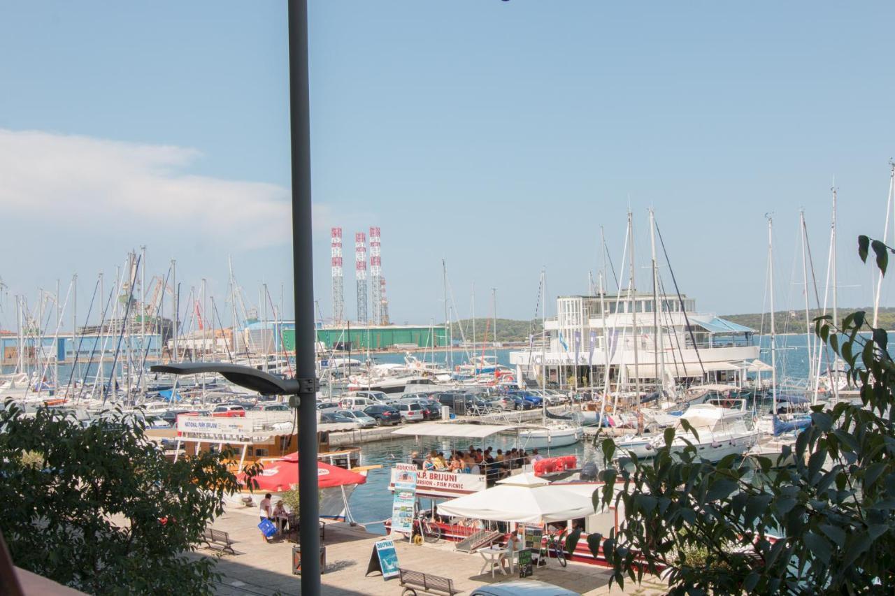 Harbour-Apartment With Sea View And Parking Spot PUY 외부 사진